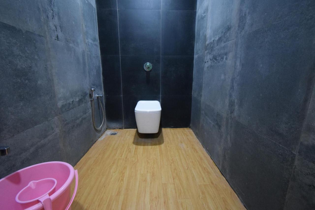 Hotel Fun Park Sanand Экстерьер фото